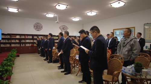 1668152000954311.jpg 1唱歌曲.jpg